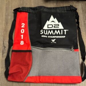 D2 Summit Championship Drawstring Bag
